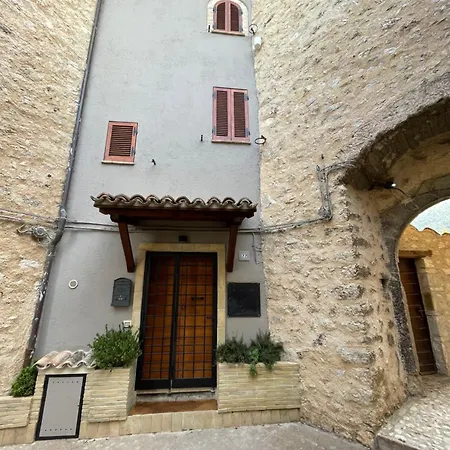 La Torretta Di Eggi * 斯波莱托