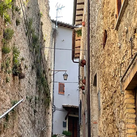 度假居 La Torretta Di Eggi 斯波莱托